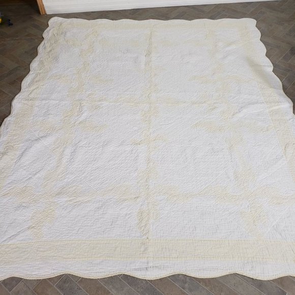 SOLD Vtg Hand Stitched Quilt Drunkard's Path 89 x 74 - Picture 2 of 14